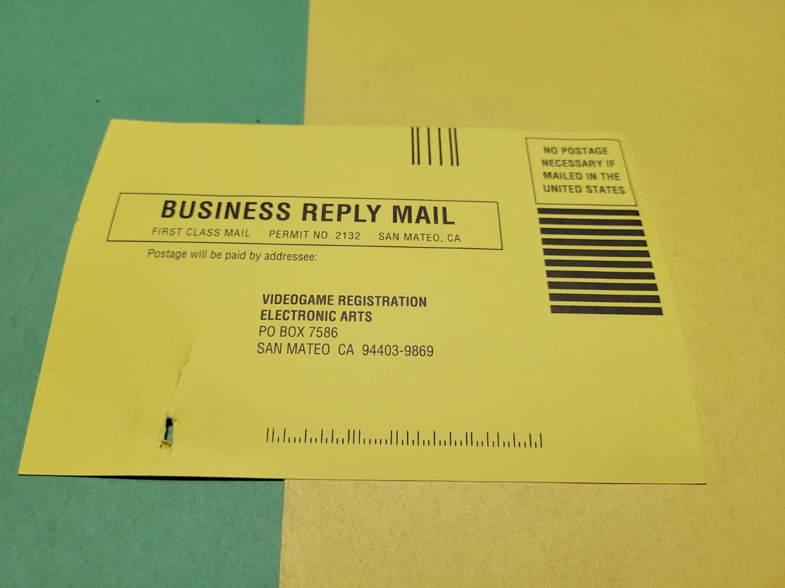Sega Registration card Insert - Yellow- Win A Free Console- 1/92 -820317