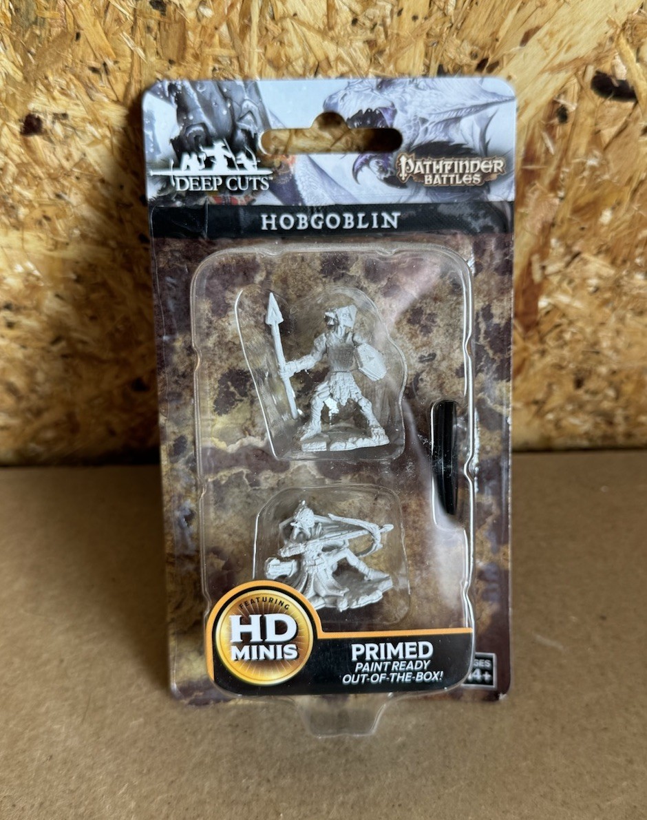 Pathfinder Battles Deep Cuts Wave 11 - Unpainted Miniatures Hobgoblin - WZK90042