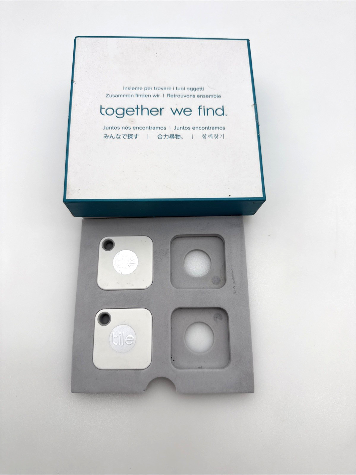 New Old Stock Tile Mate 2-Pack Bluetooth Tracker Need Batteries Model T5001