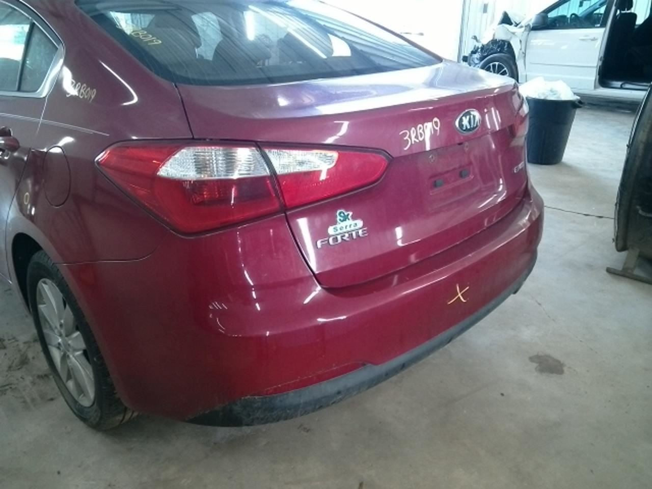FORTE 2014 Fuse Box Cabin 104806380