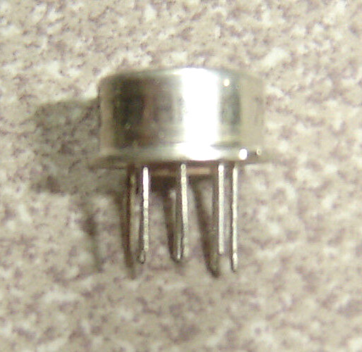 Intersil UA777HM Precision Operational Amp Trimmed Leads Date Code 1978 Vintage
