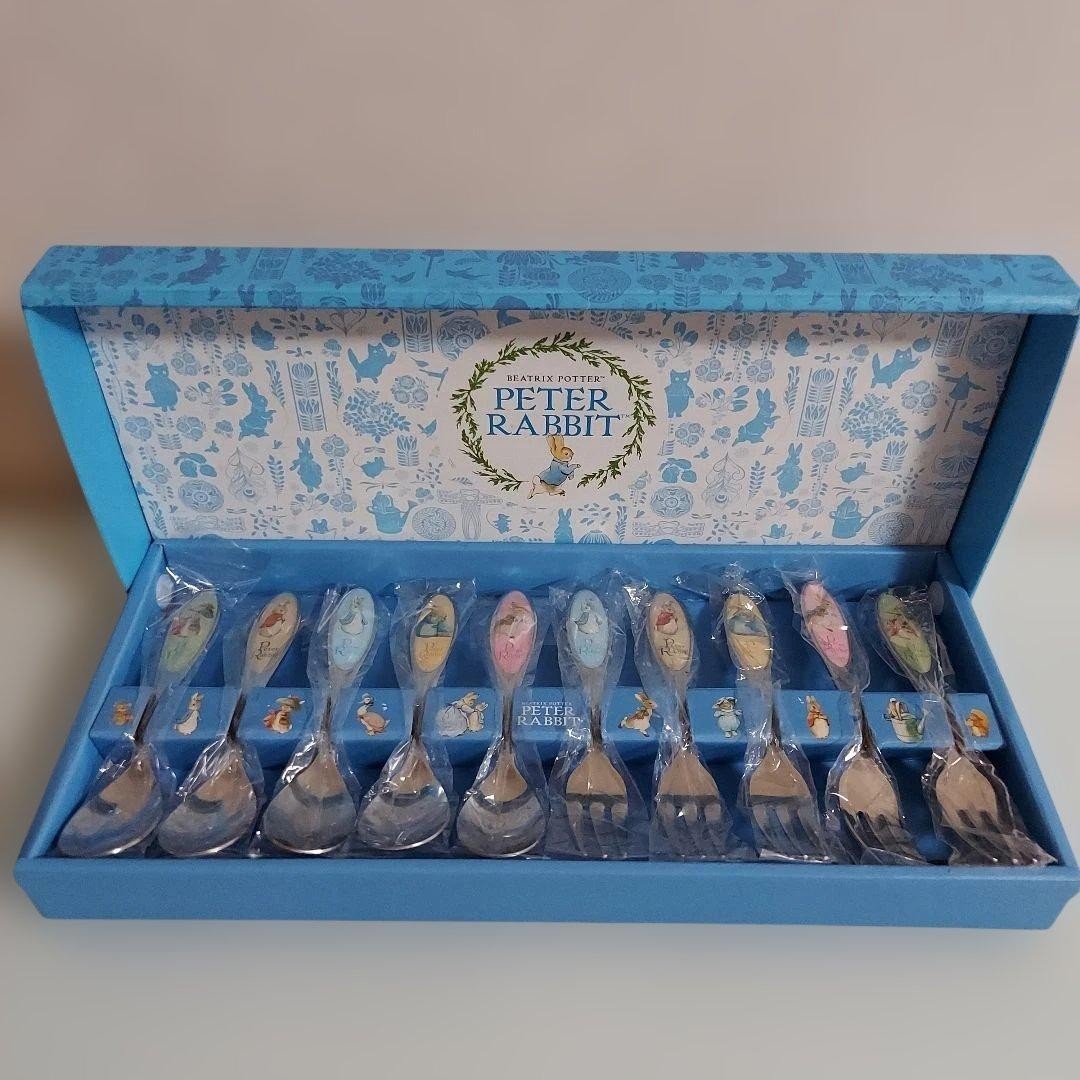 Peter Rabbit Spoon & Fork 10 piece set Silver Color Cutlery Unused