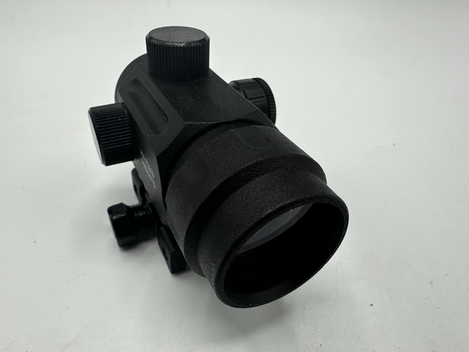 CENTER POINT Compact Red Dot Battle Sight Optics 72609 + Battery Sealed