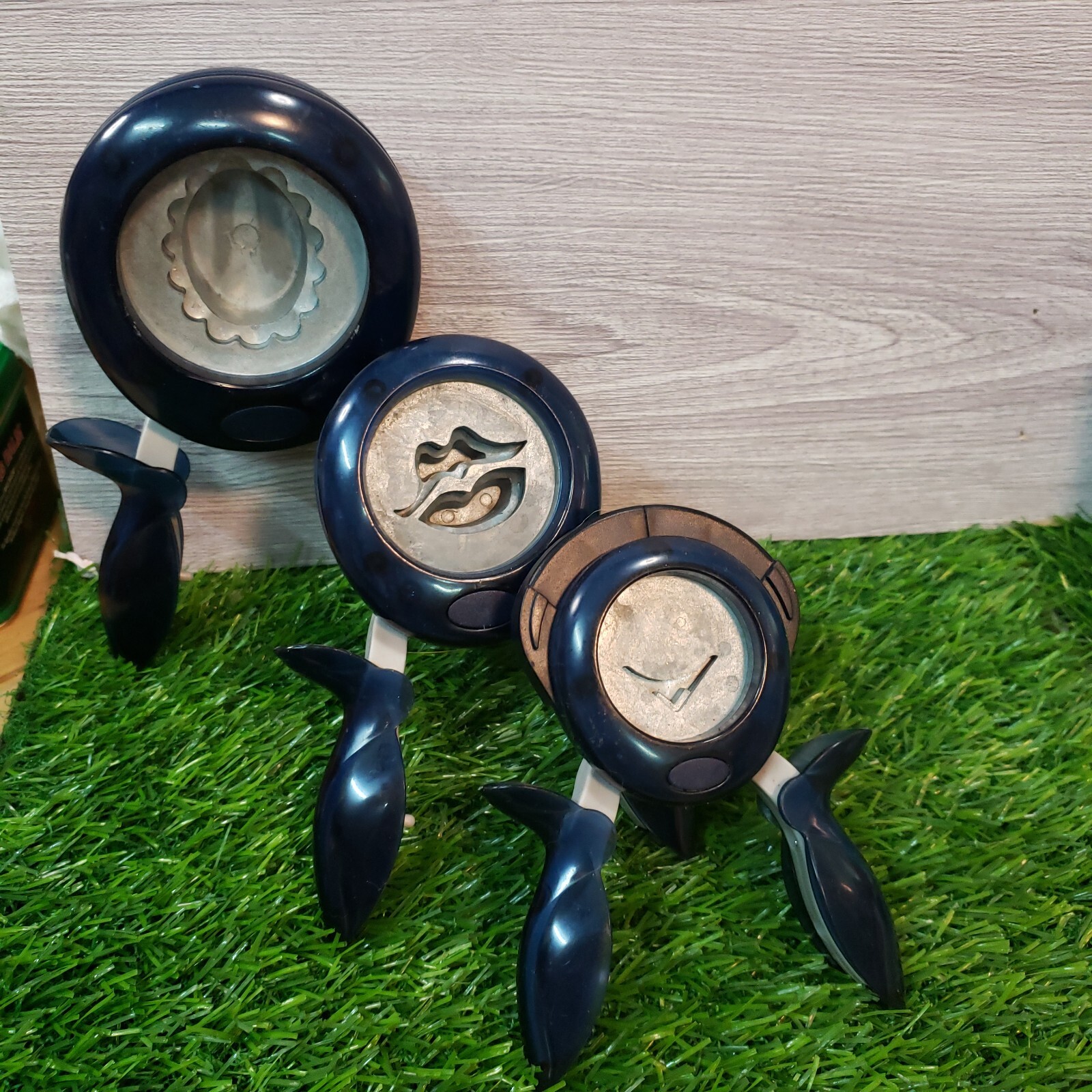 3 Fiskars Squeeze Punches - See Pictures
