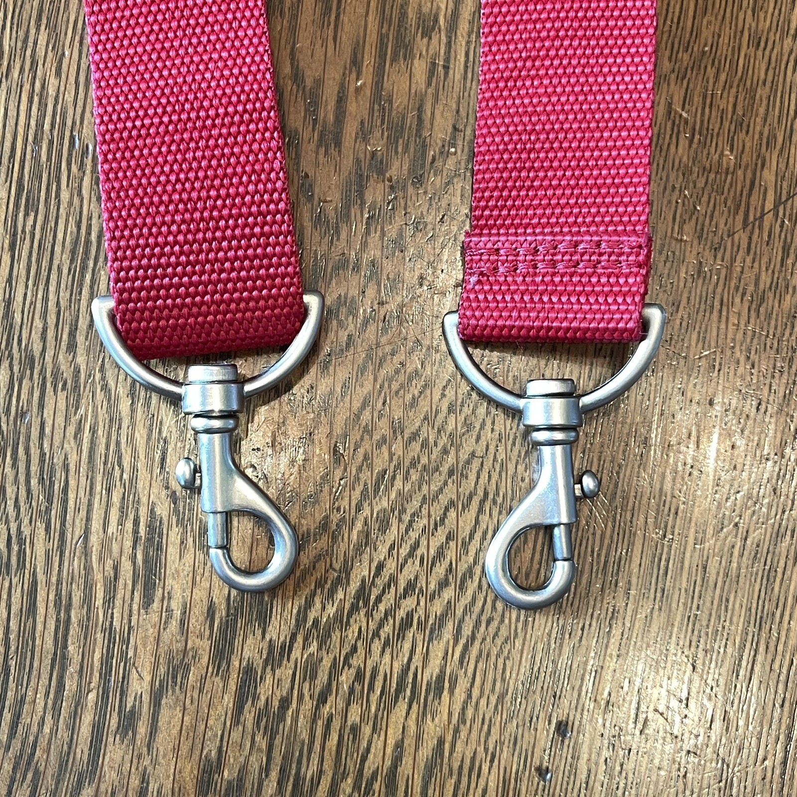 Unbranded adjustable Red shoulder strap replacement heavy metal hardware