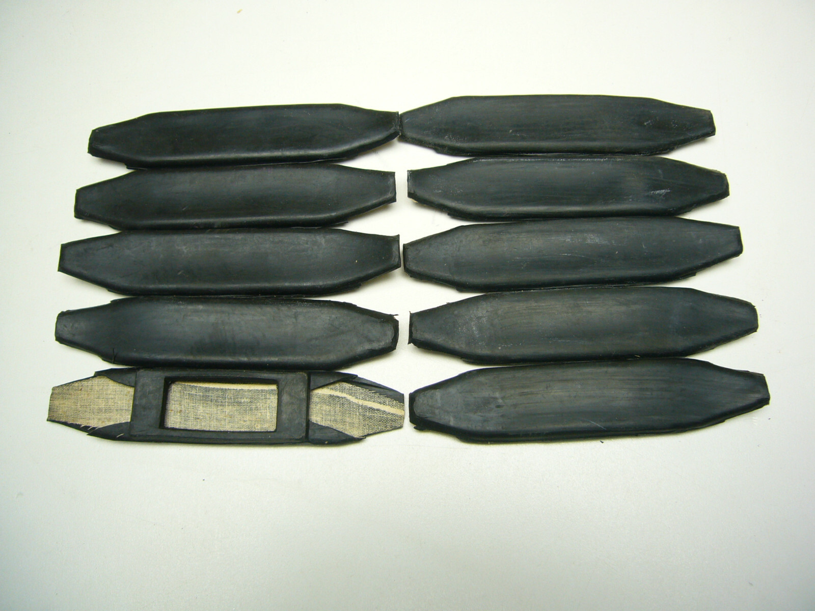 Chin Chain Protector Cover for Chin Chain Protector 10 Pieces Black