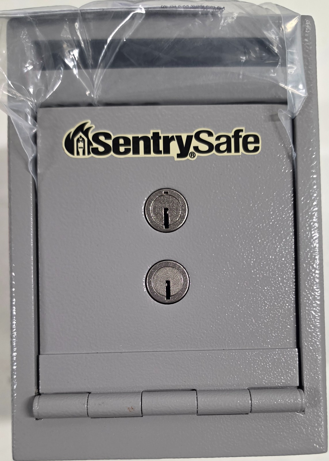 SENTRYSAFE UC025K Depository Safe 6" W x 12 5/16"D x 8-1/2” H. 0.23 Cu.Ft. READ!