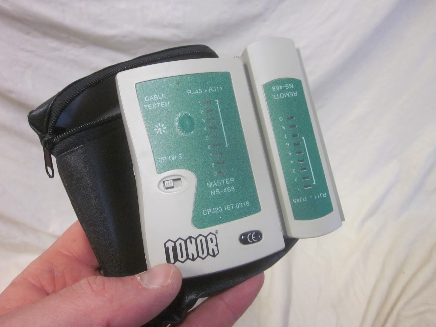 Tonor RJ45 + RJ11 Cable Tester Master and Remote with Storage Case