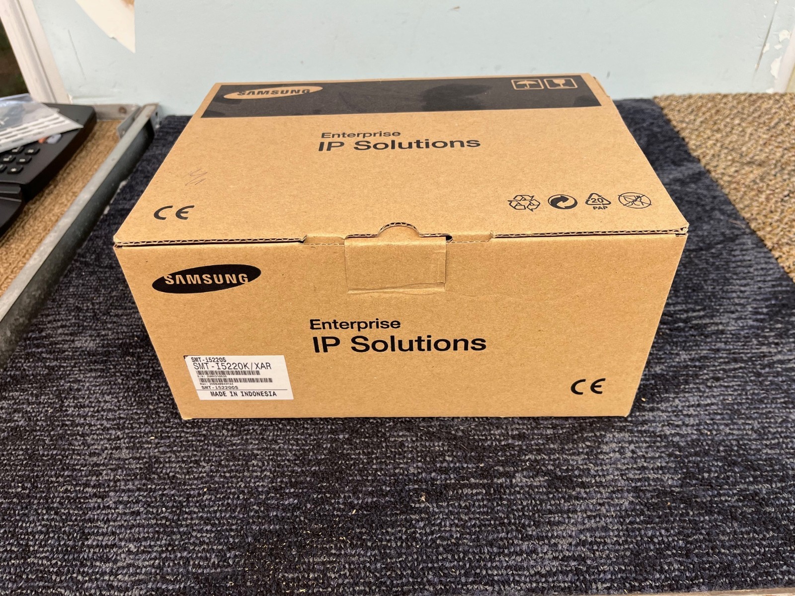 Samsung SMT-i5220S 5220 LCD Display Business Office IP Phone NEW