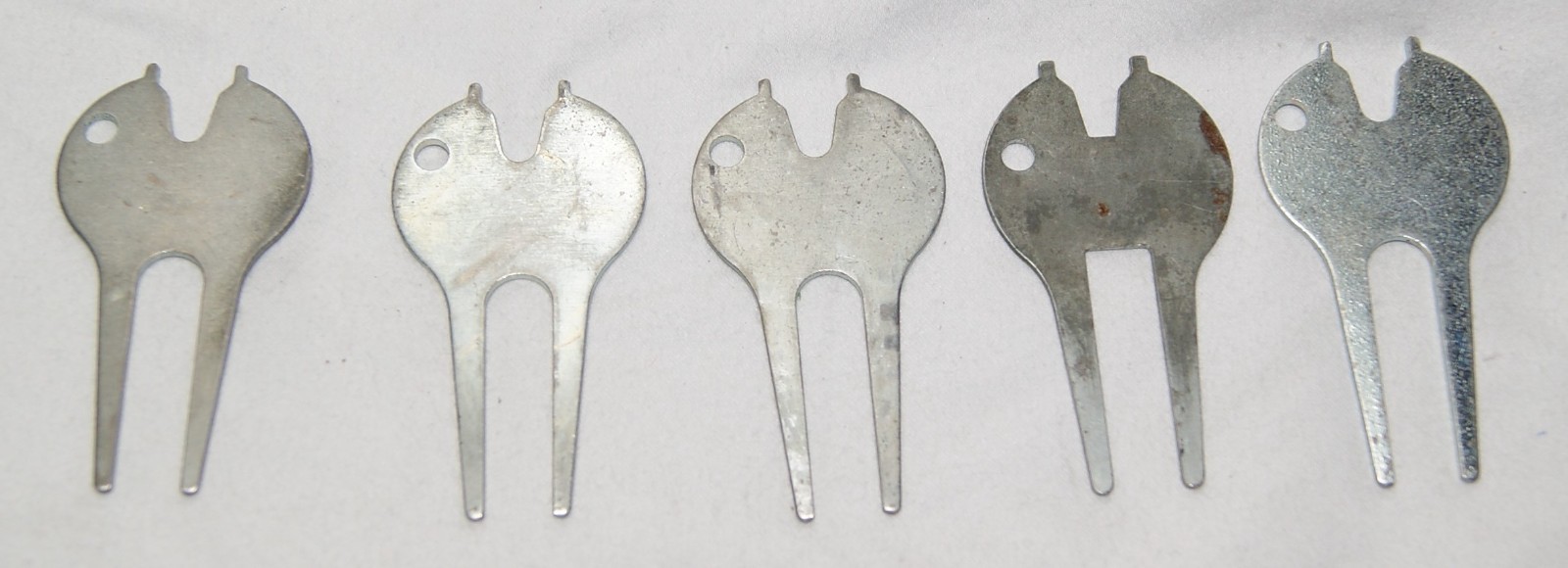 lot of 5 metal golf divot repair tool