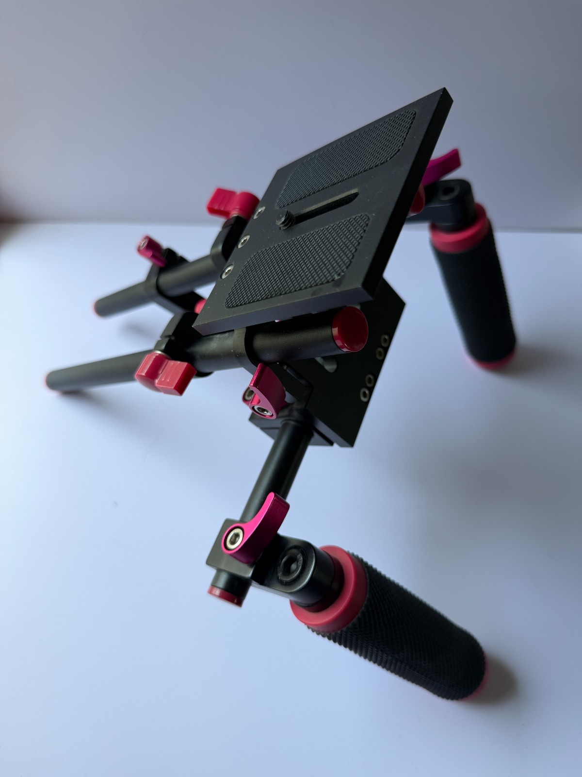Neewer Shoulder Rig Kit for DSLR Cameras Camcorders