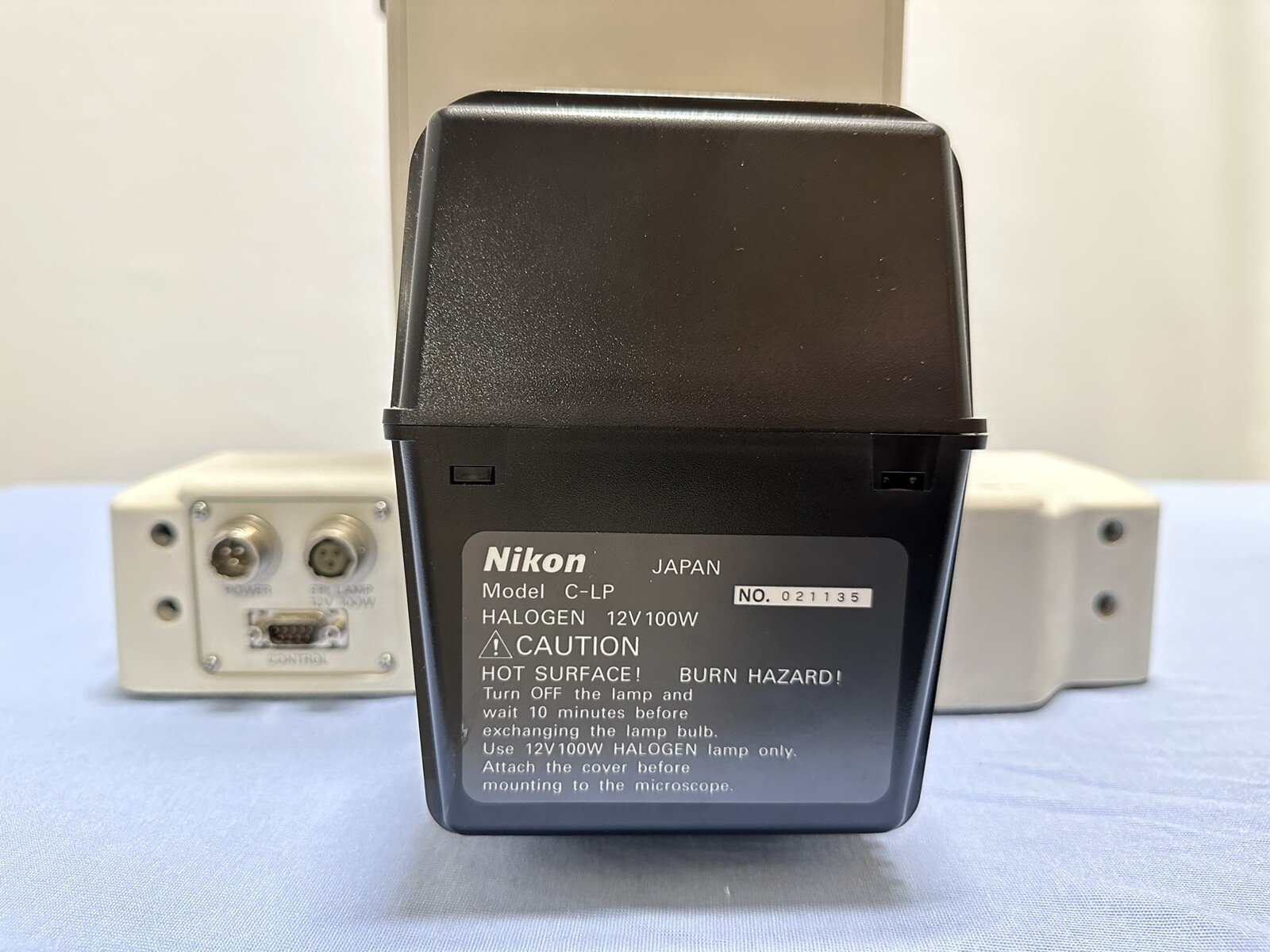 Nikon Eclipse E800 E800M Microscope, VFM, Photo Head V-TP VTP, C-LP CLP
