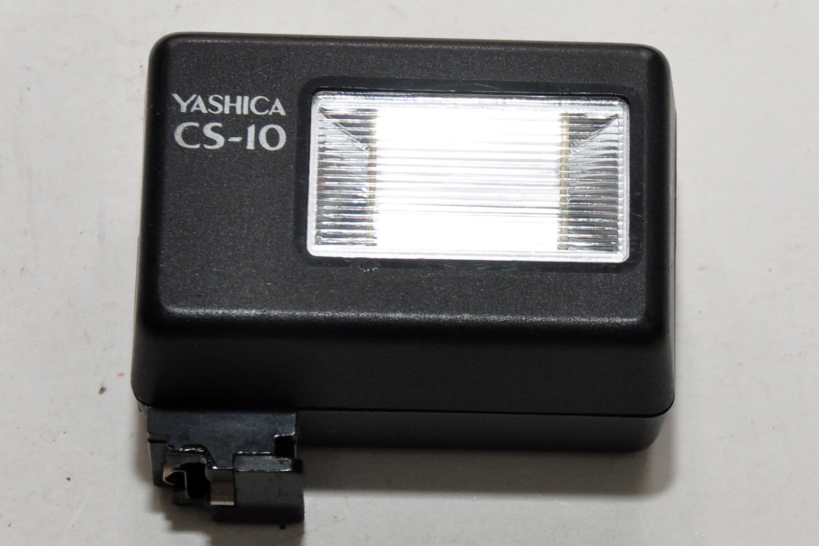 Yashica CS-10 shoe flash working but with broken shoe mount