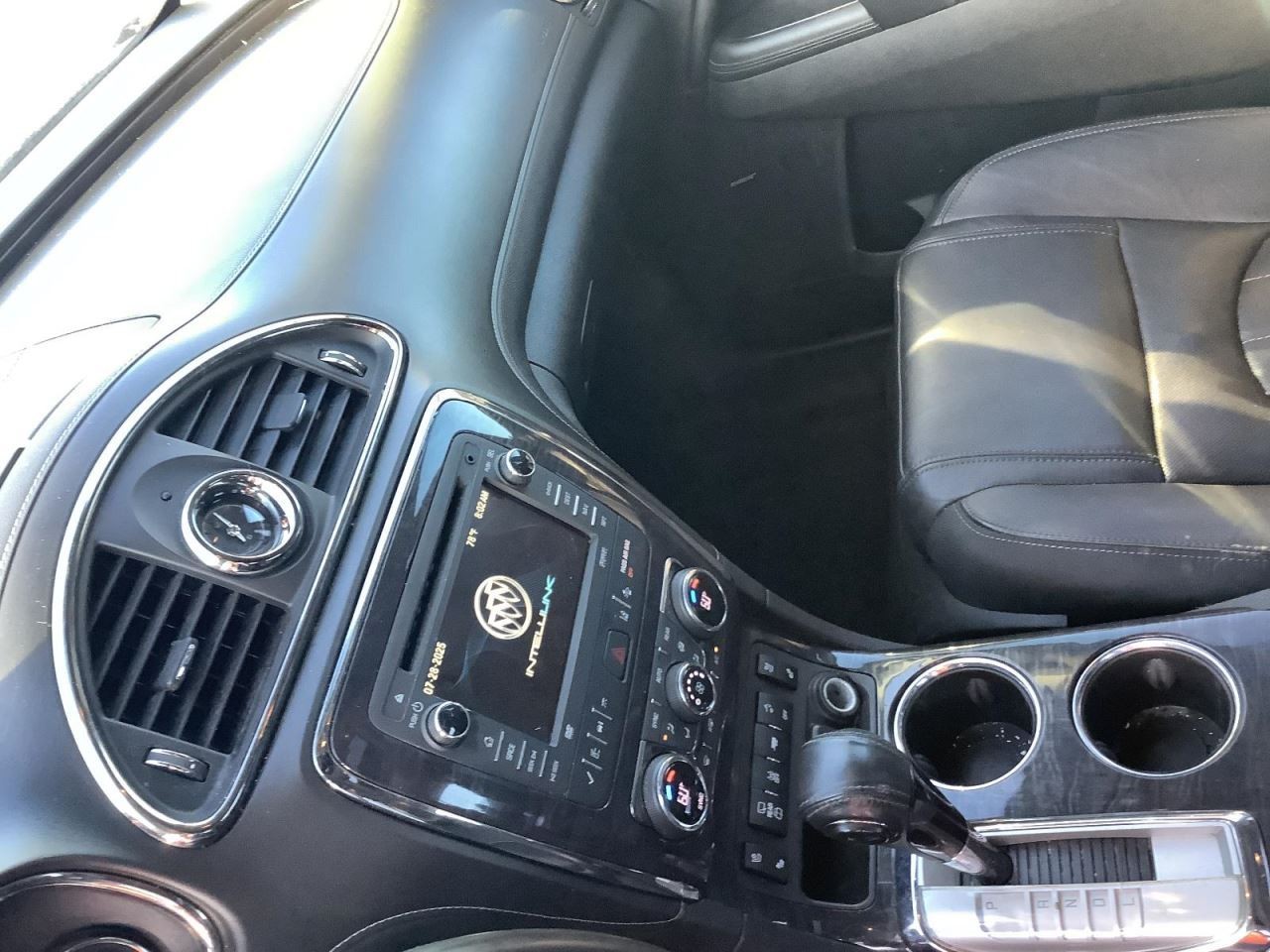 ENCLAVE 2016 Glove Box 4730499
