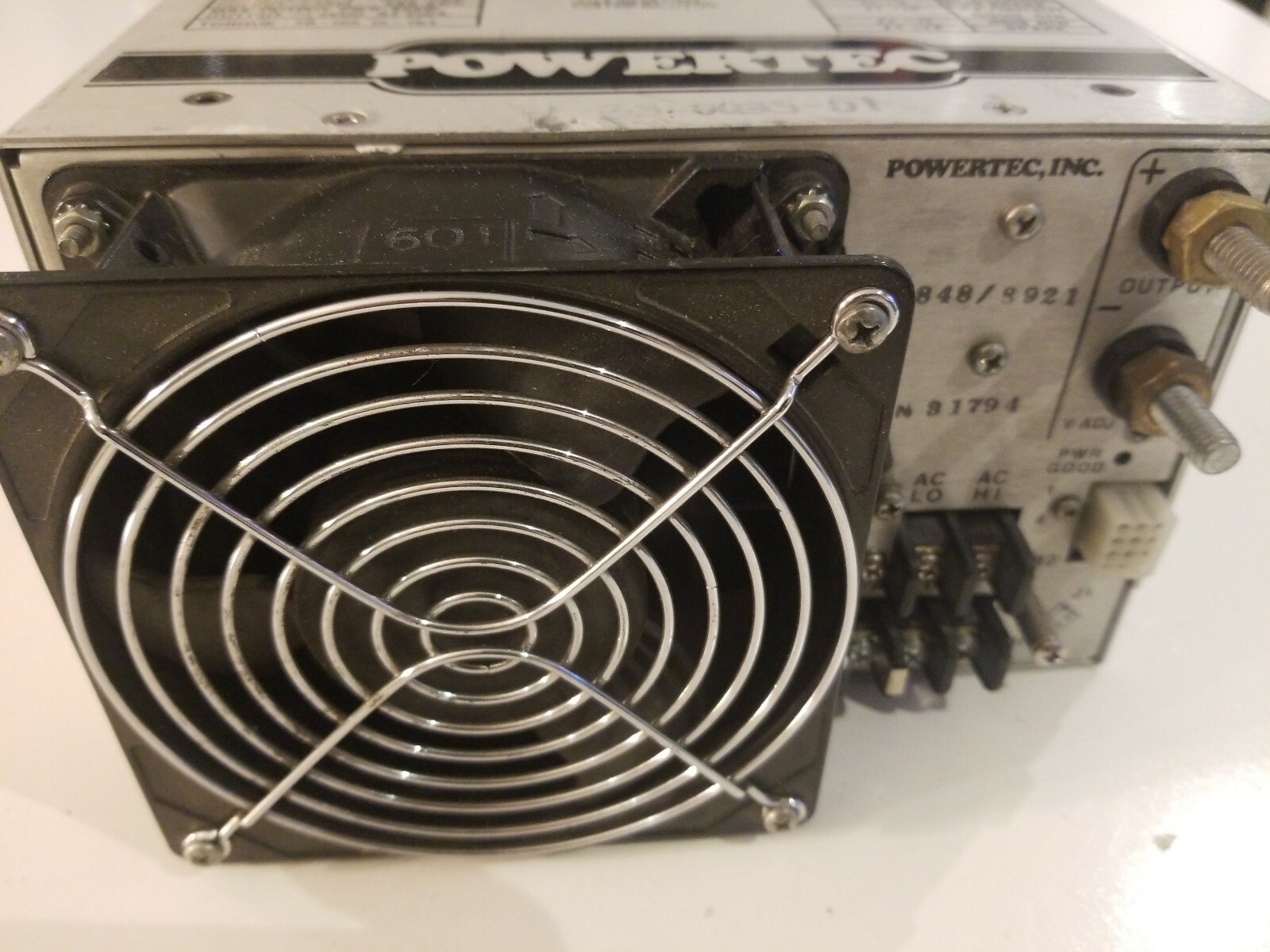 Powertec 9N2-200-372-FG-3 9N2200372FG3 Power Supply