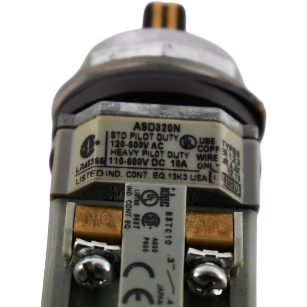 Idec ASD320N 30mm 3 Position Selector Switch 2NO Maintained Knob