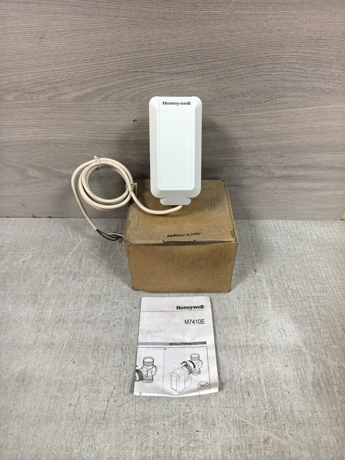 HONEYWELL M7410E5001 MODULATING LINEAR VALVE ACTUATOR