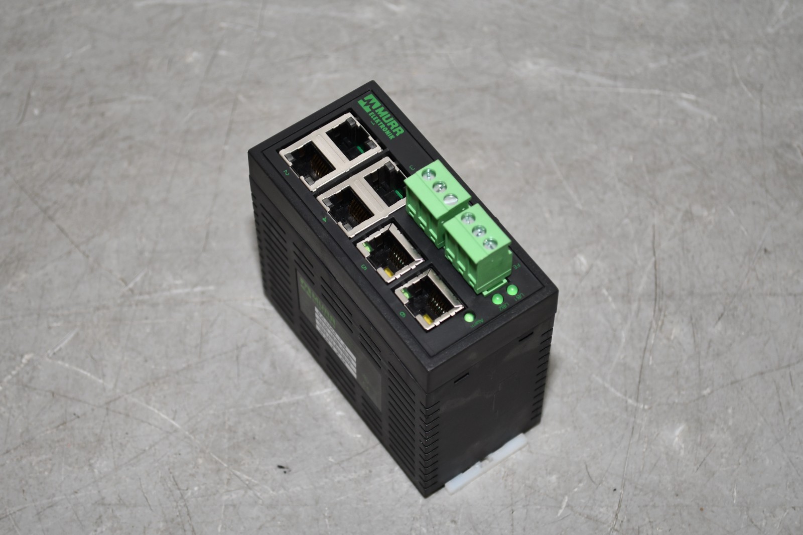 ^ Murr Elektronik TREE 6TX Eco Unmanaged Switch 6 Ports | 58170 #X6058