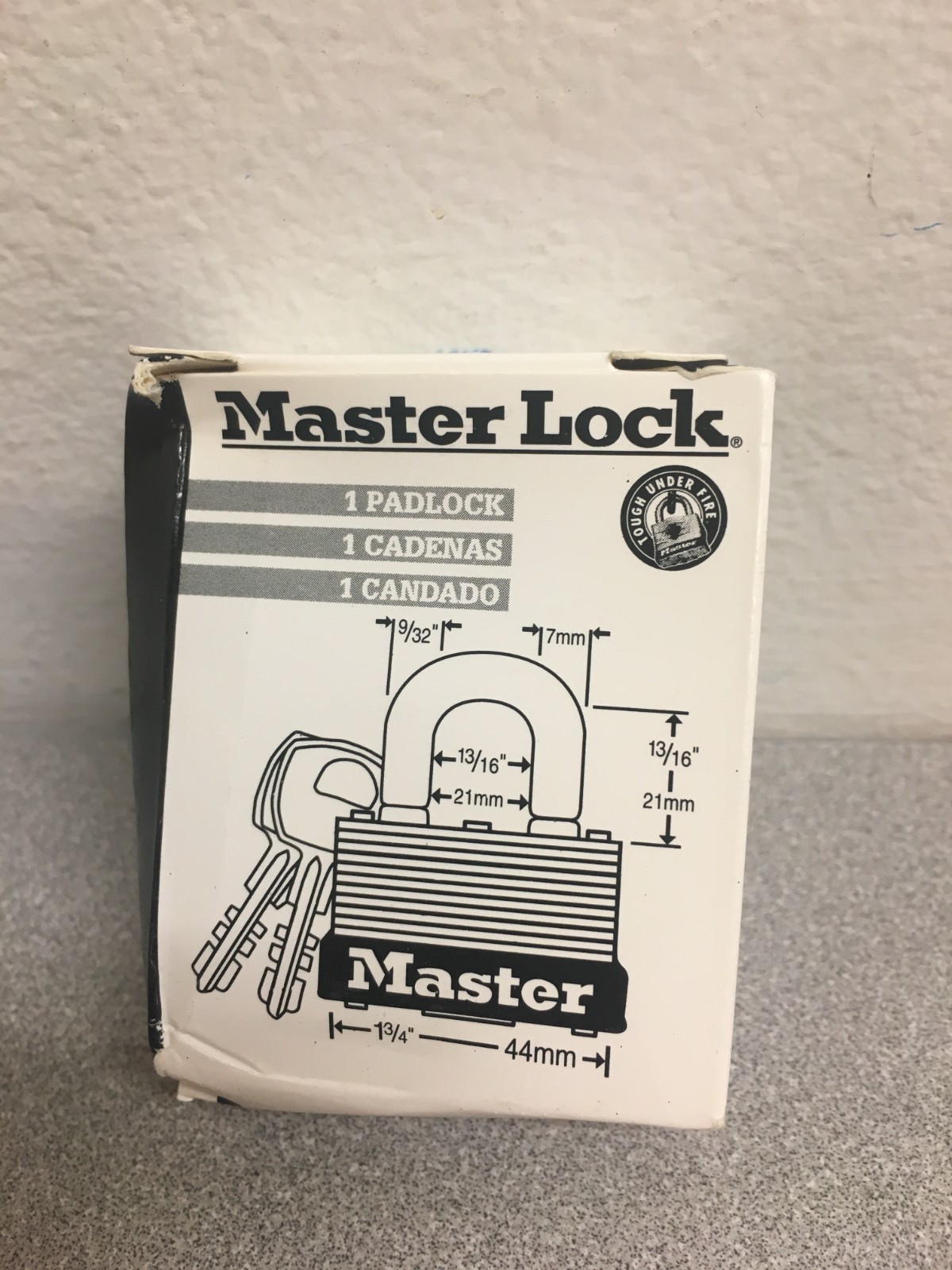 Master Lock 1-1/16"H X 1-3/4"W X 1-3/4"L Laminated Stl Breakaway Warded padlock