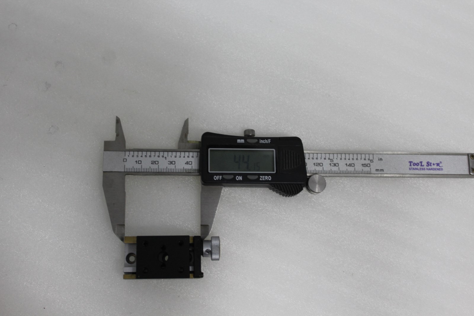 Sigma Koki TAS-24302 Linear Stage Table