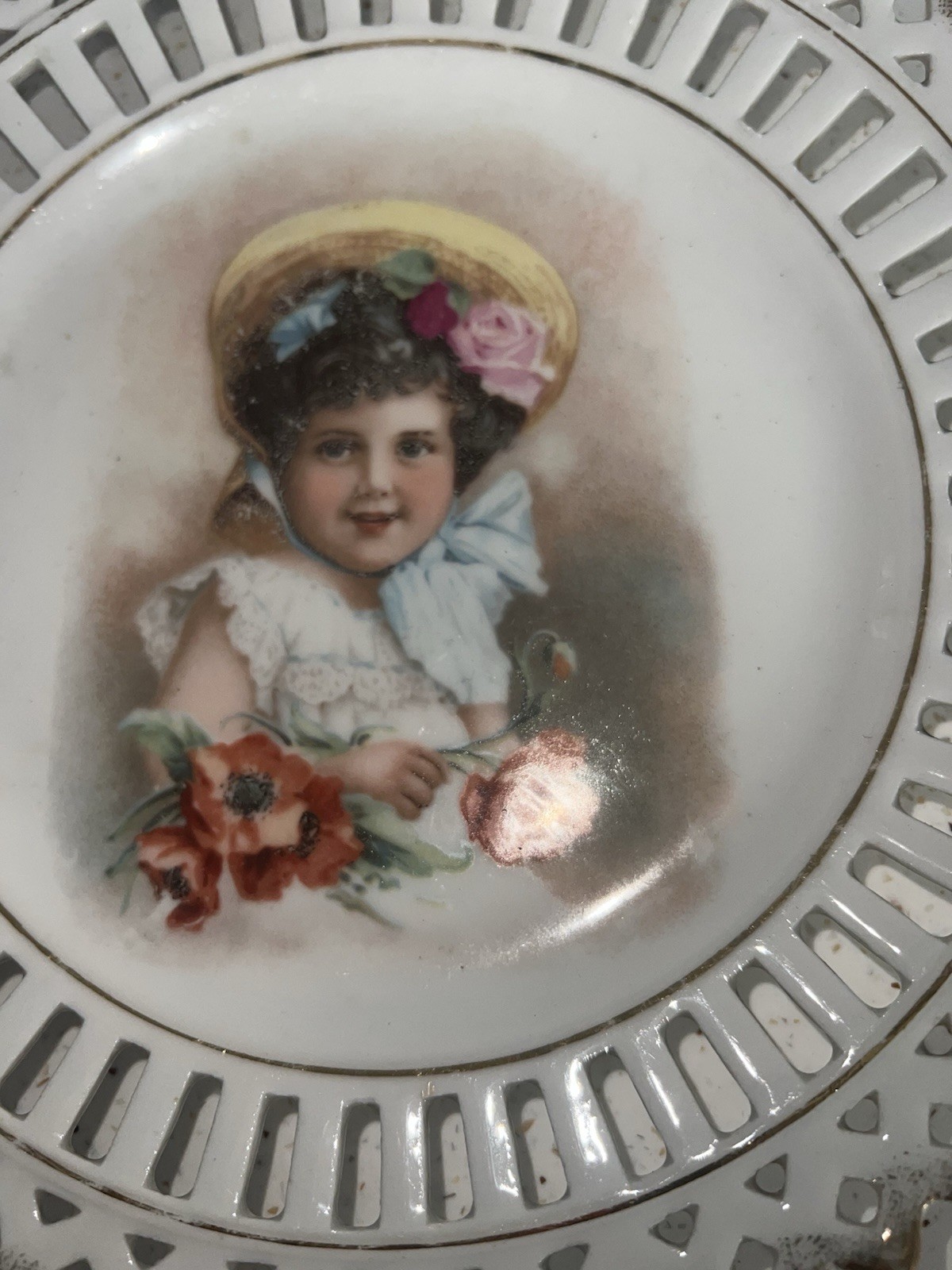 2 Ancientness Porcelain Saxony decrotive porcelain plates