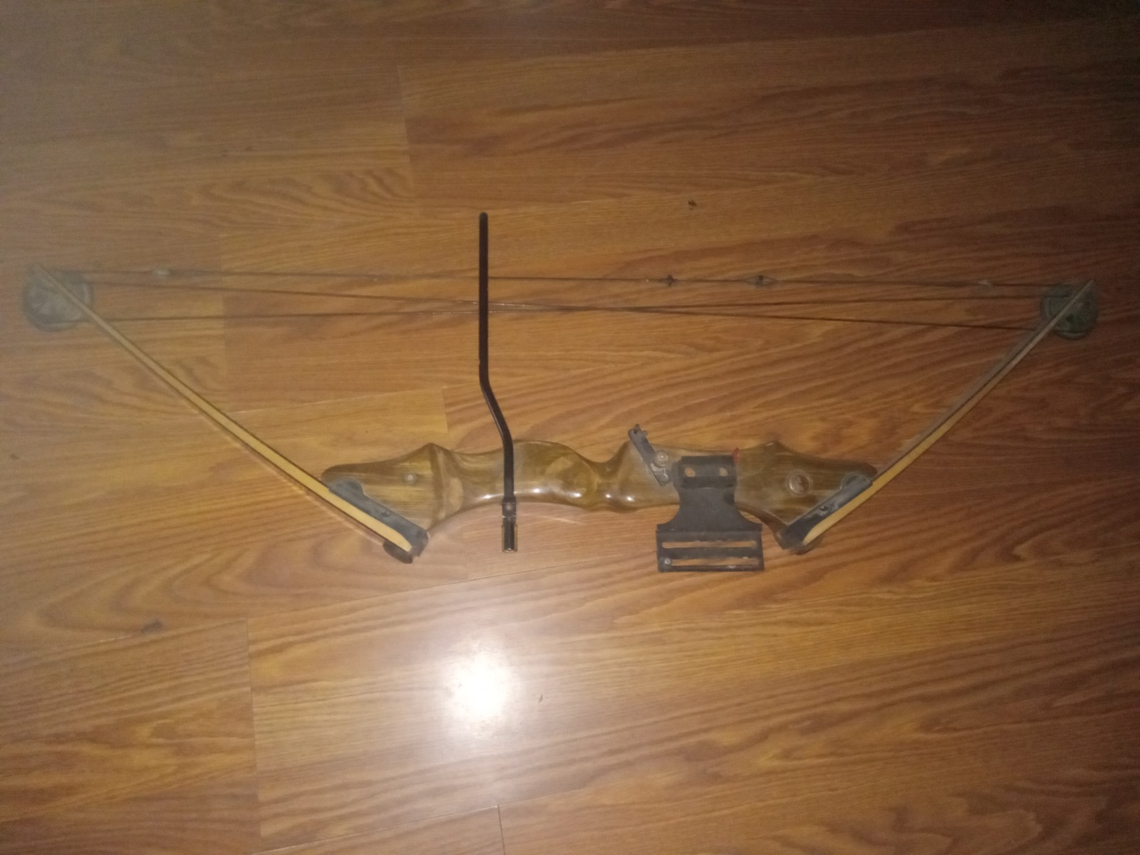 Brown Bear Compound Bow Wood Brown 37" String Length