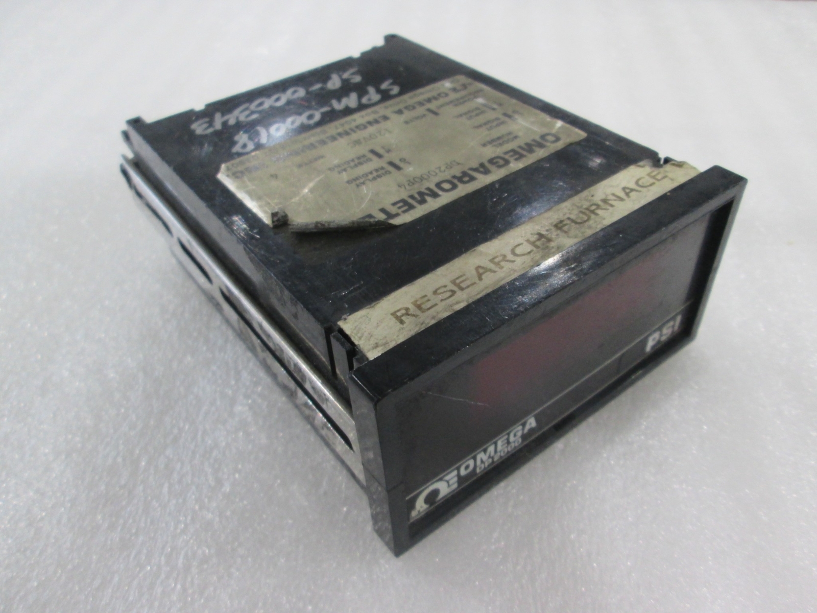 Omega, DP2000, Panel Meter, Used