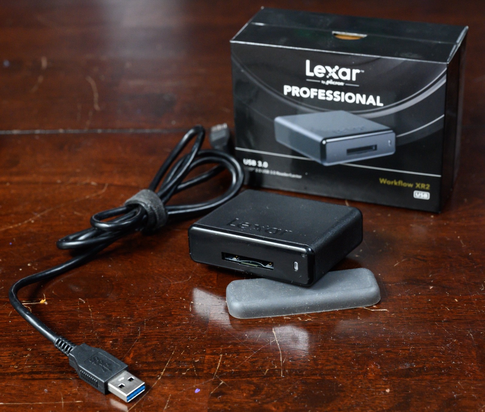 Lexar Professional Workflow XR2 XQD Card Reader with USB Cable - Box - LRWXR2U