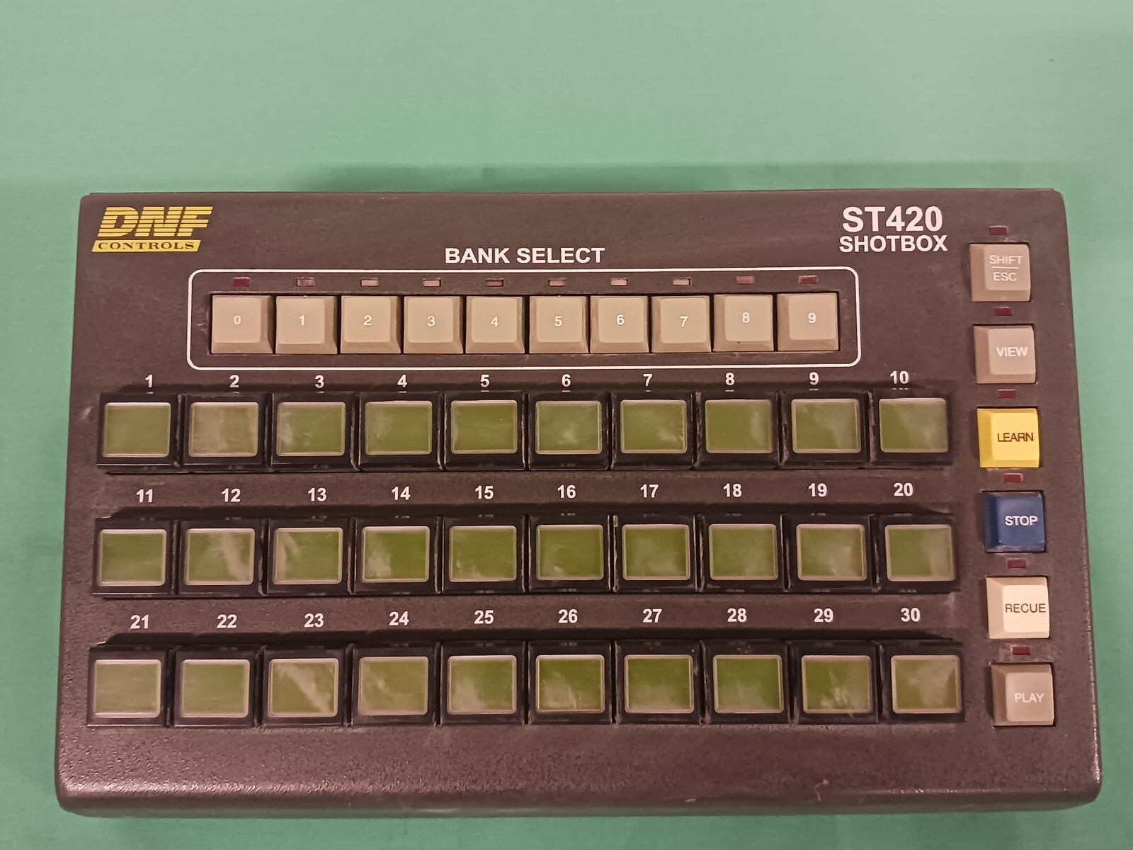 DNF ST300 VTR/DDR Controller & ST420 ShotBox