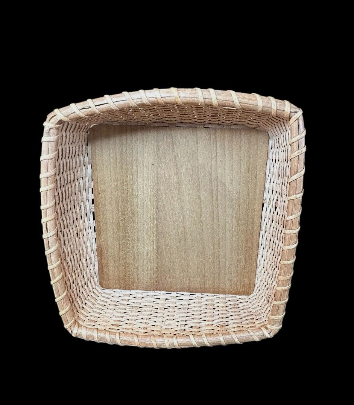 Vintage Woven Nantucket Basket Dinner Napkin Holder Server Nautical Decor