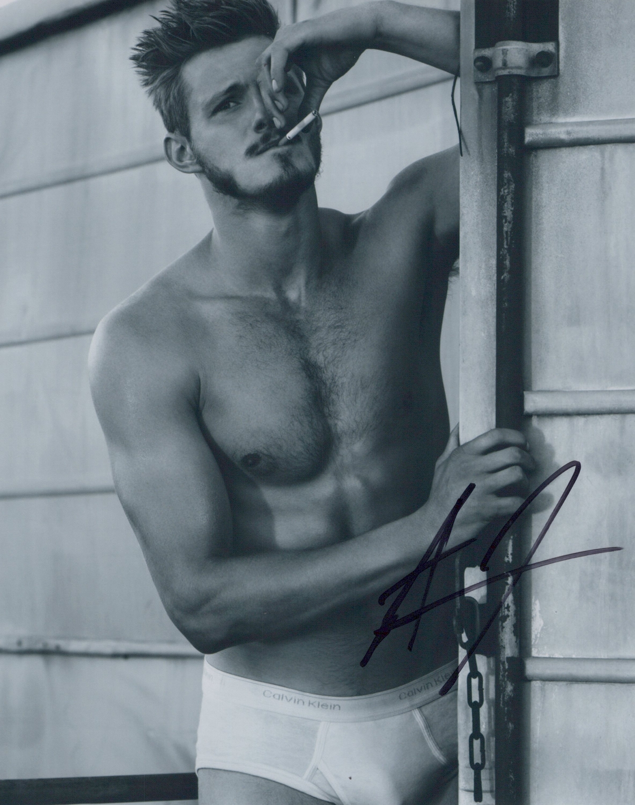 Alexander Ludwig shirtless signed 8x10 photo in-person
