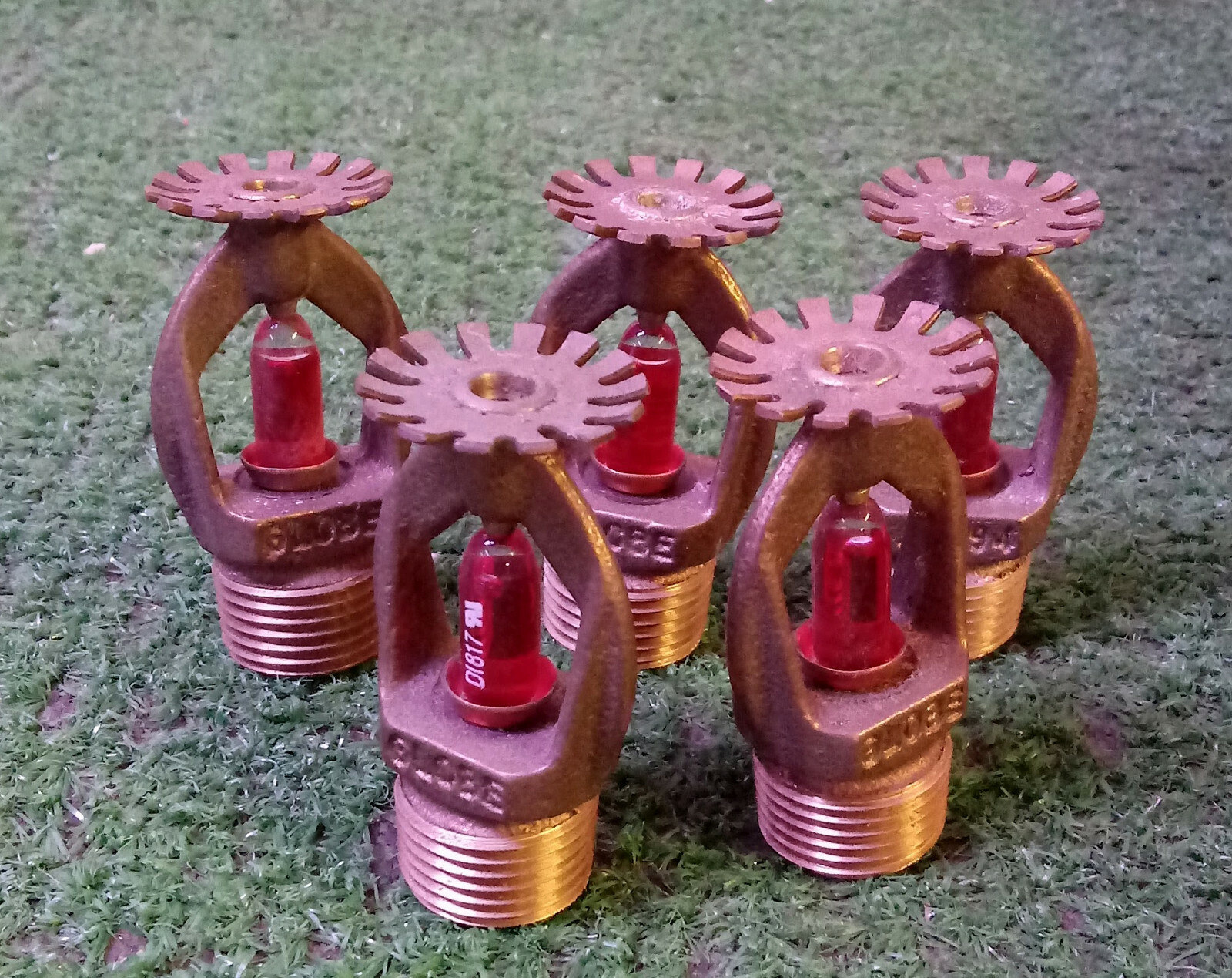 5 NEW GLOBE 325205 1/2" BRASS PENDANT MODEL J SPRINKLER HEADS NNB **MAKE OFFER**
