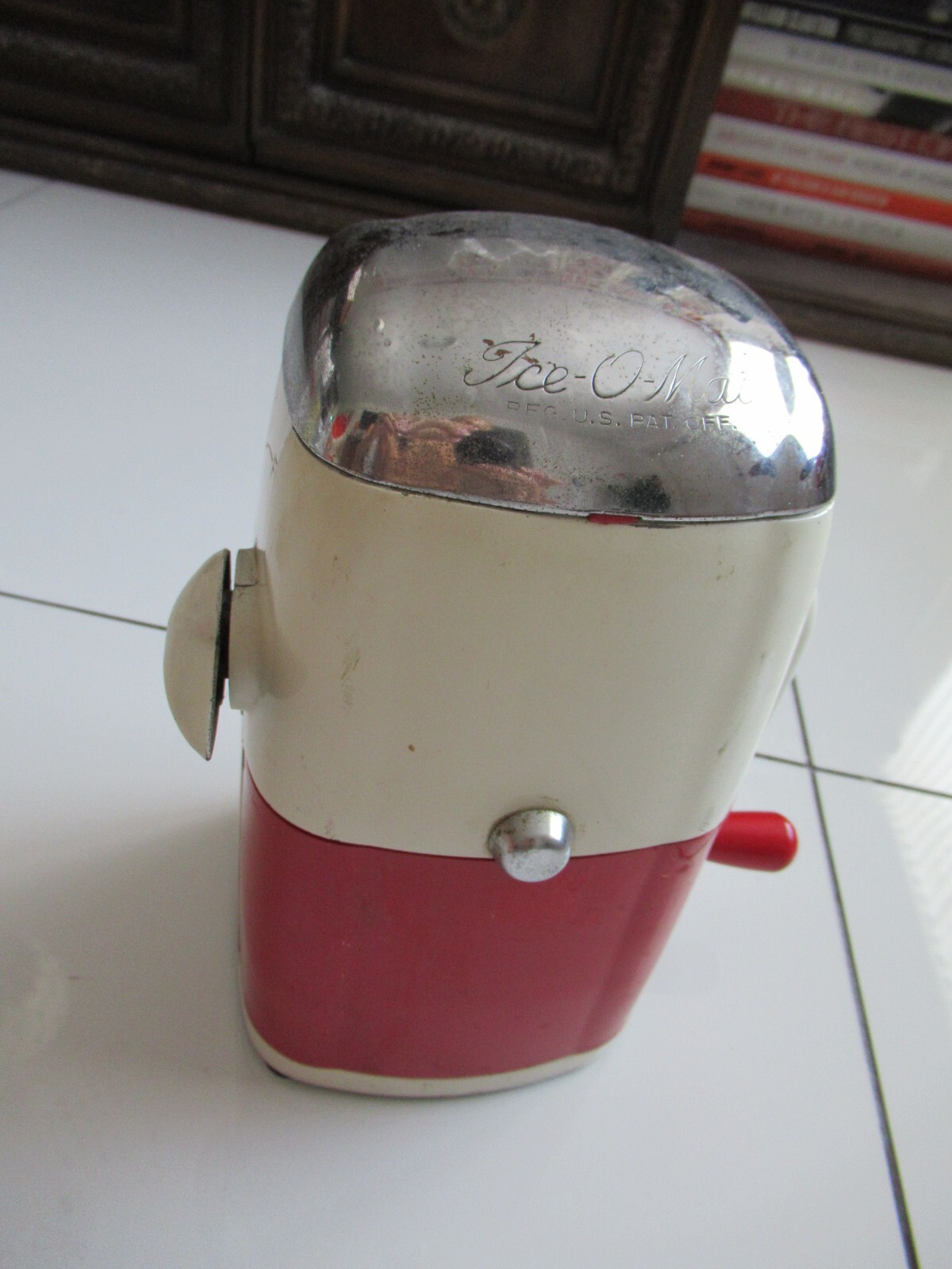 Vtg ICE-O-MAT Rival Vogue White ICE CRUSHER Hand Crank CounterTop 455 CLEAN!