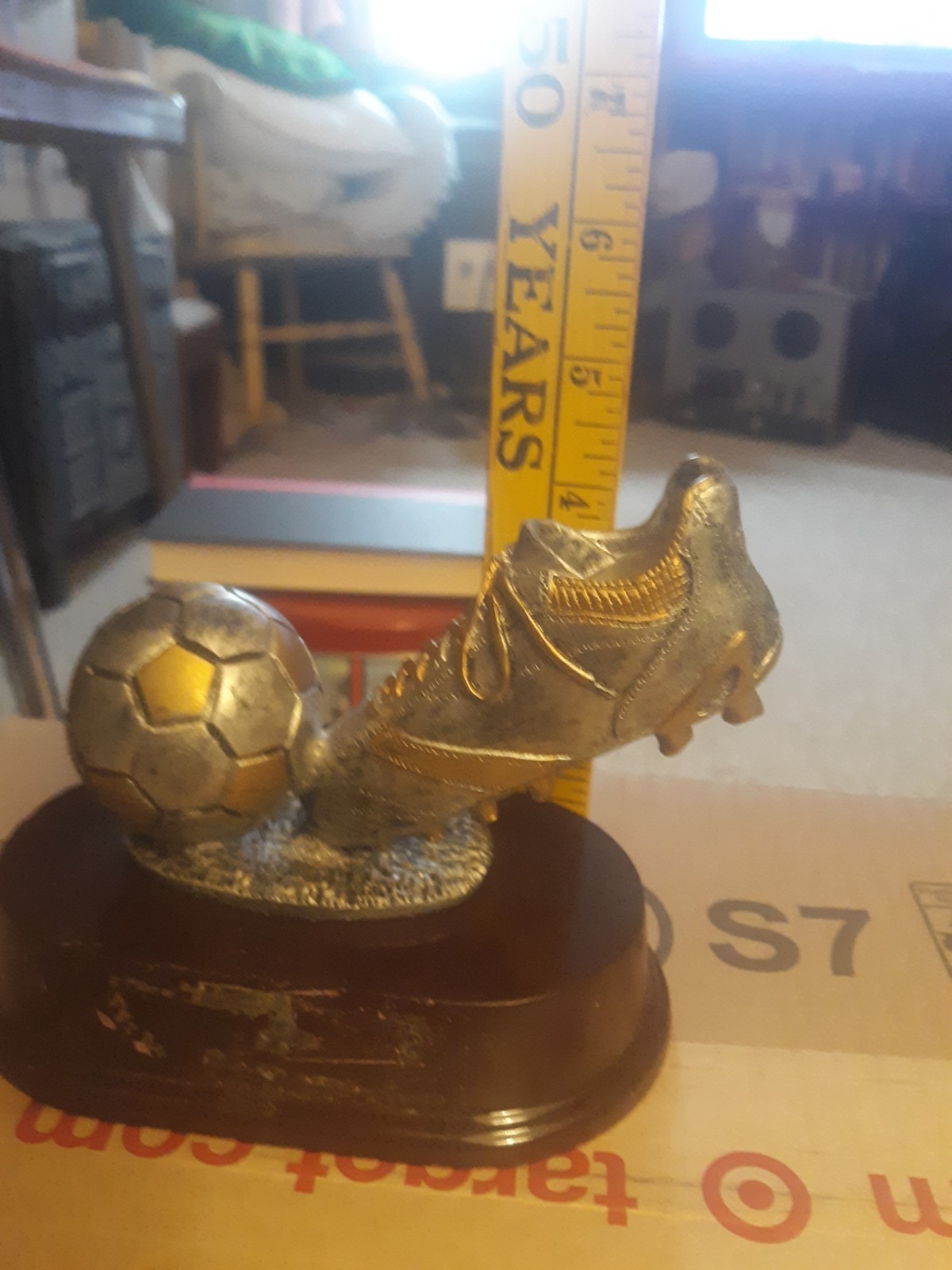 MEDIUM CLEAT AND BALL SOCCER TROPHY