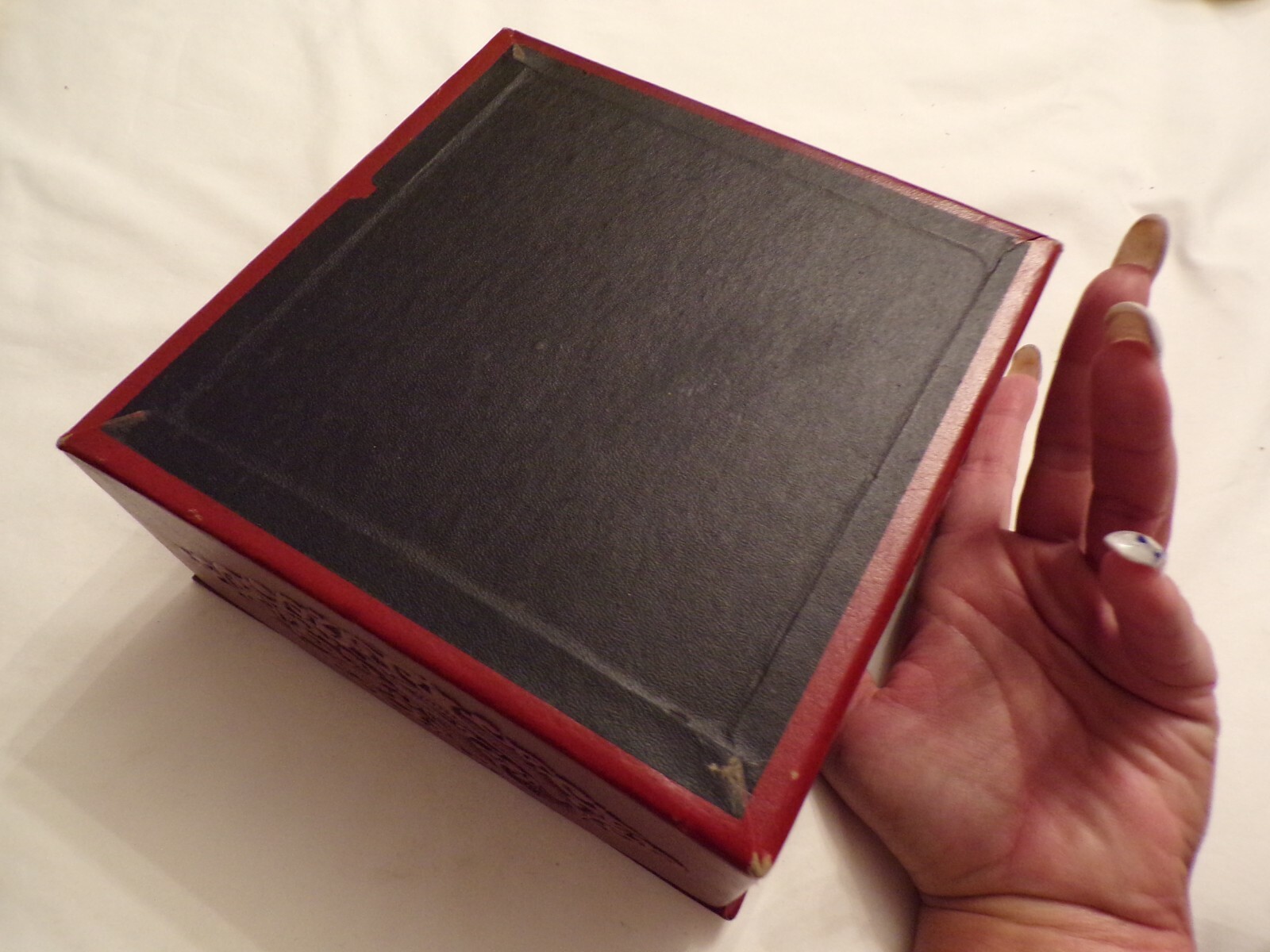 VTG Collectors Box