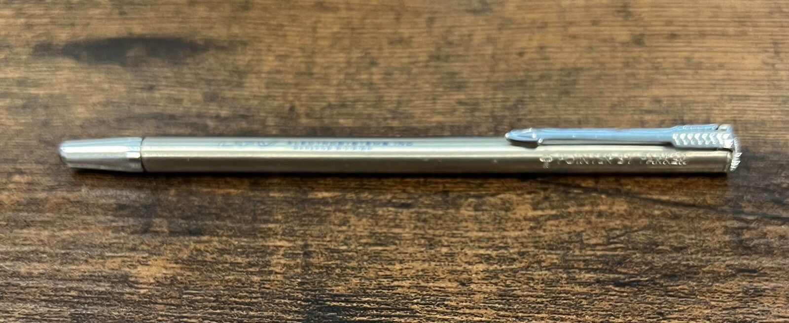 Parker Pointer VTG 25" Telescoping LTV Electrosystems Inc. Logo Garland Division