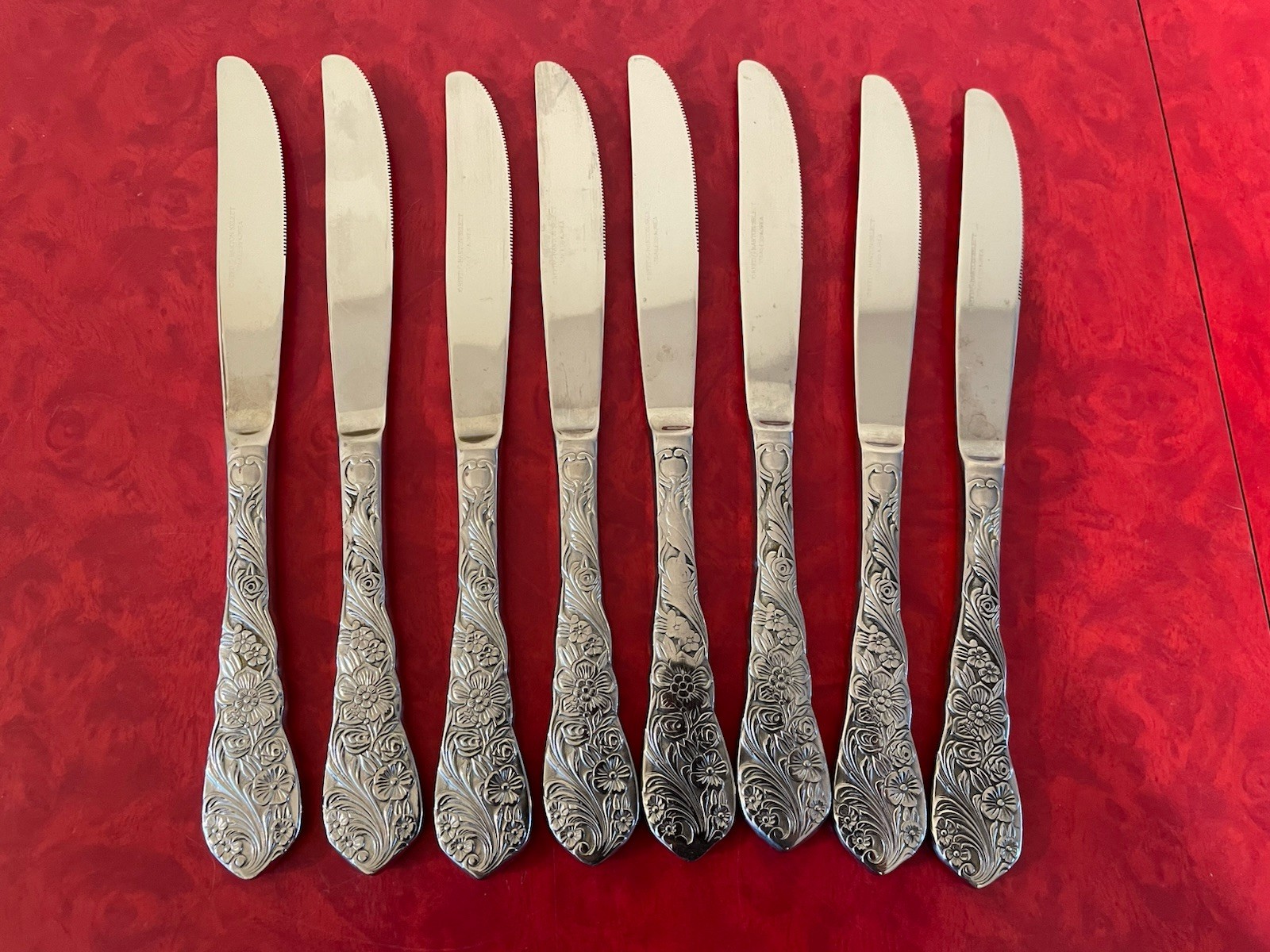 Reed & Barton FLORA Stainless Solid Dinner Knives 9” Lot Of 8