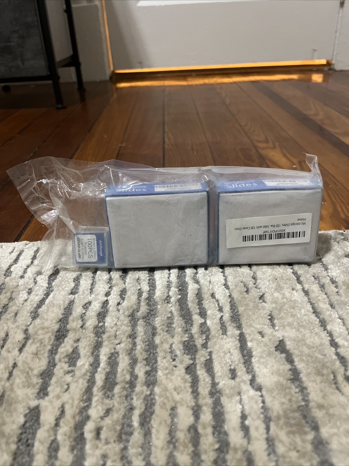 AmScope 100 Pre-Cleaned Blank Microscope Slides + 100 22x22mm Square Cover Glass