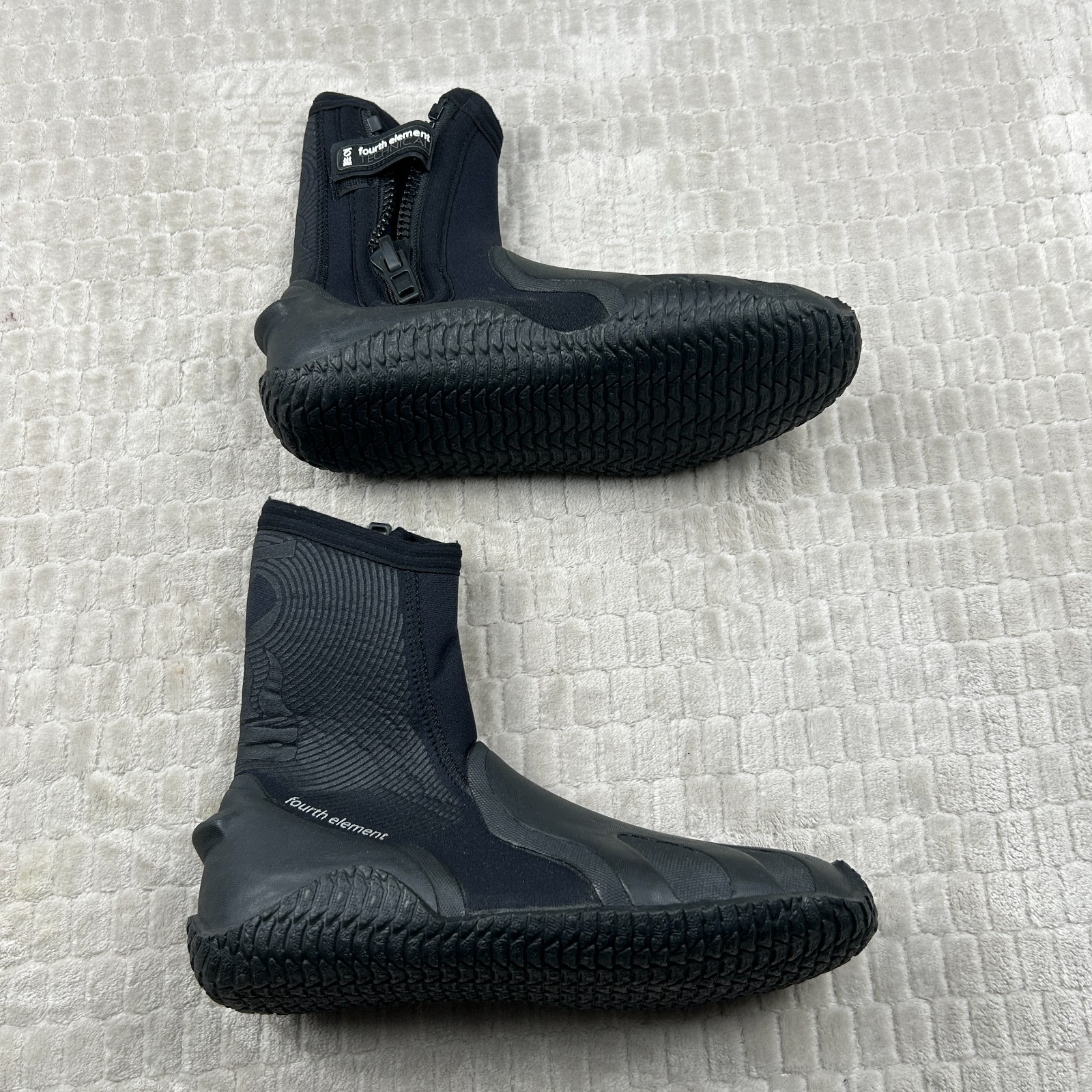 Fourth Element Amphibian Boots Excellent Condition Size 7 (US)