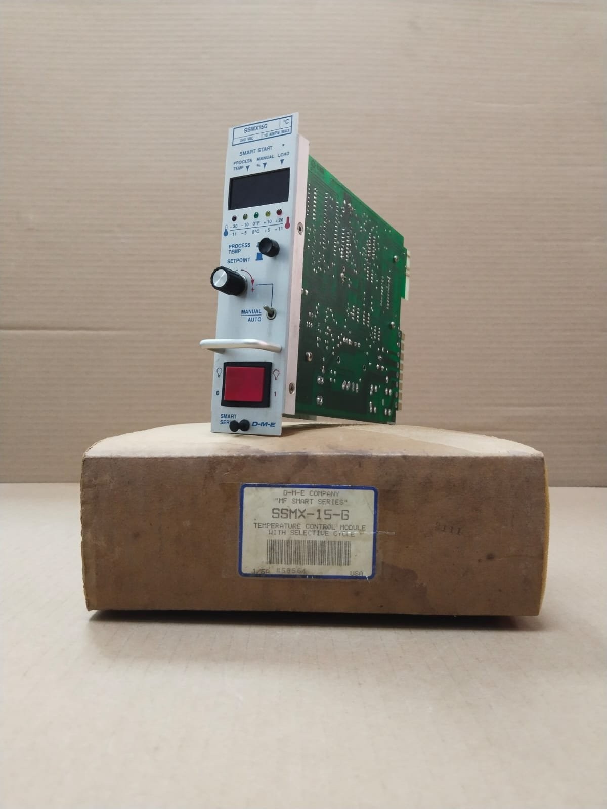 D-M-E SSMX15G SMART SERIES Temperature Controller