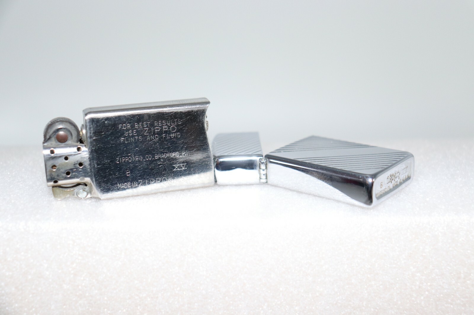 ZIPPO Slim High Polish Chrome Angle Lined Lighter