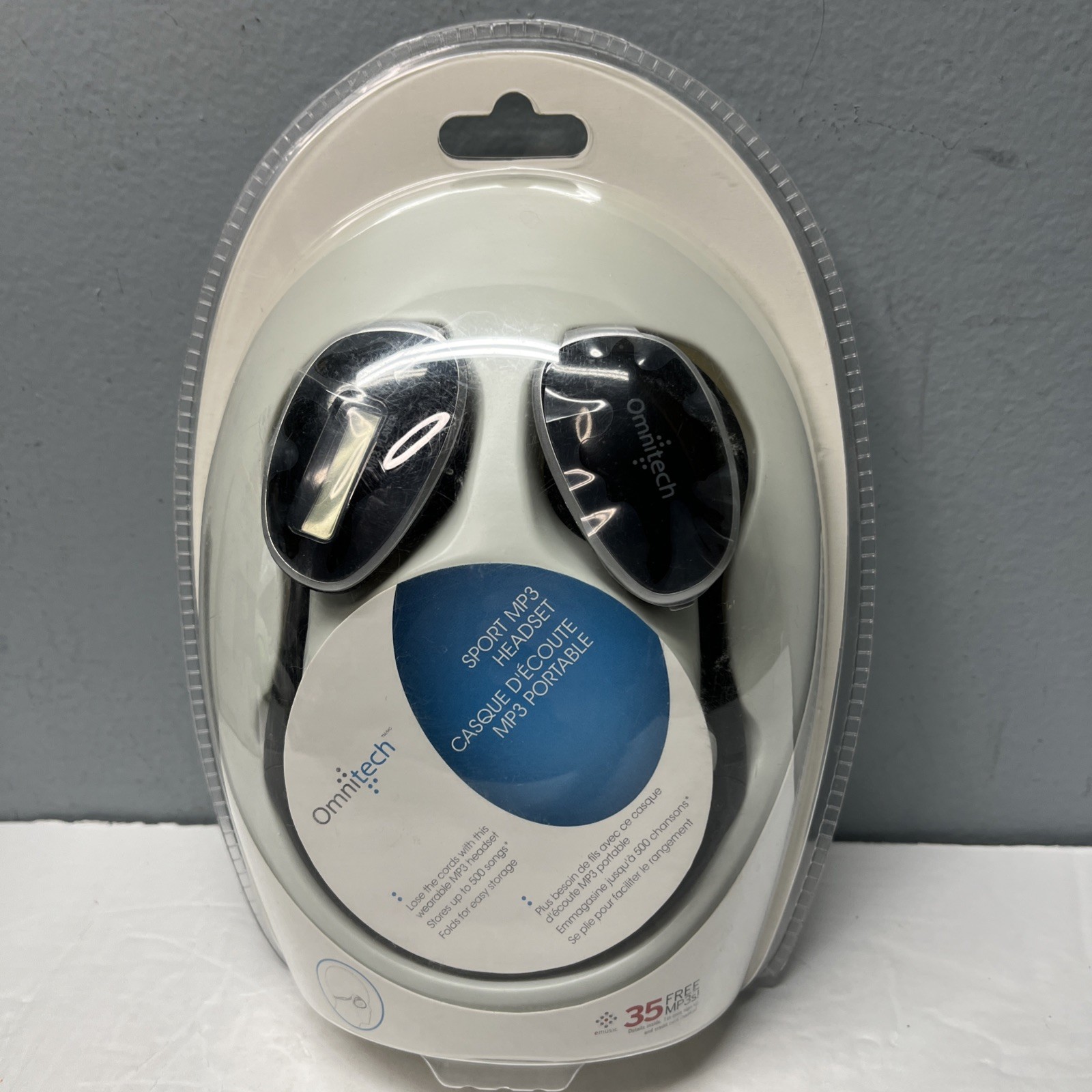 Omnitech 2GB Sport MP3 Headset 2010 New In Package Factory Sealed