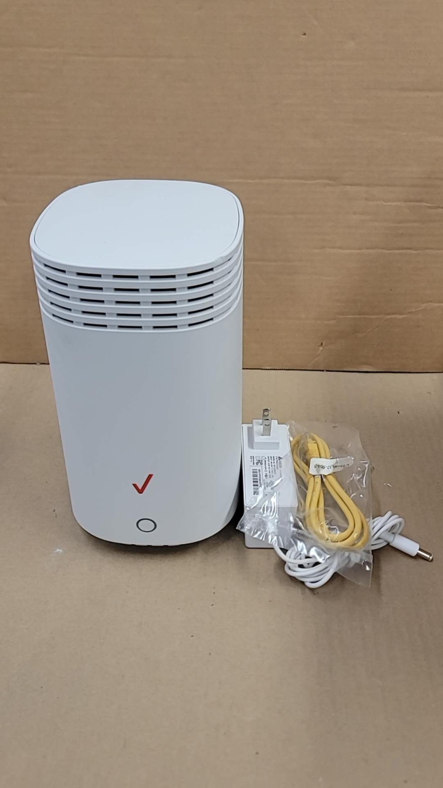 Verizon G3100 Fios Home Router Tri-Band - White with ac (12V 3.5A)