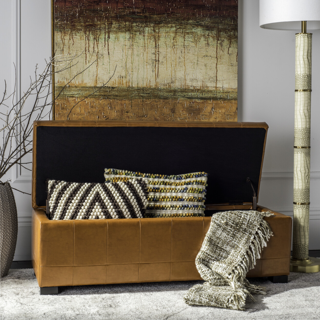 SAFAVIEH Large Manhattan Storage Bench | Saddle |