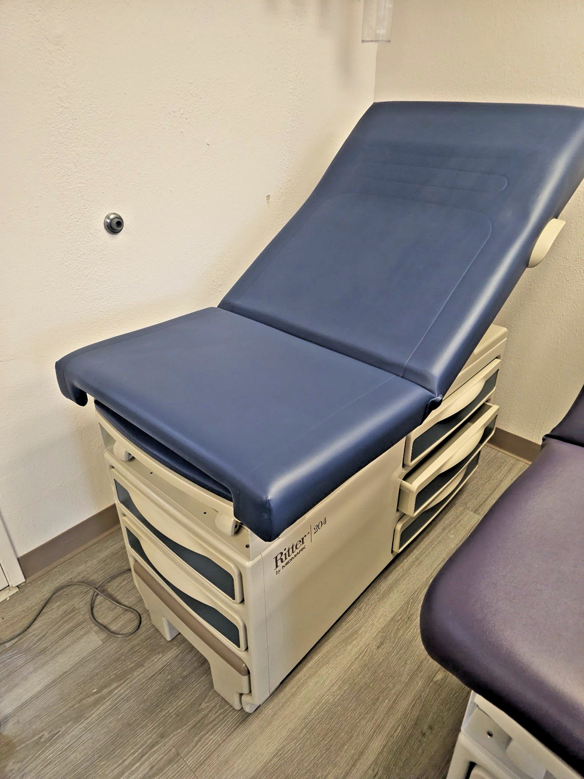 Ritter 204 Exam Table