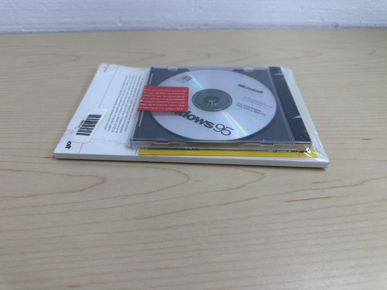 Microsoft Windows 95 Brand New, Sealed CD & Manual