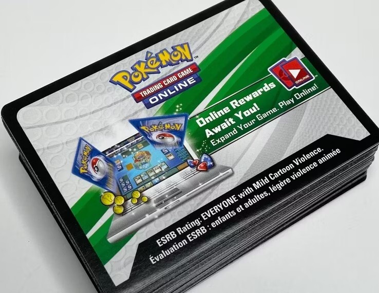 15x Random Unredeemed Pokémon TCG Online Live Code Cards