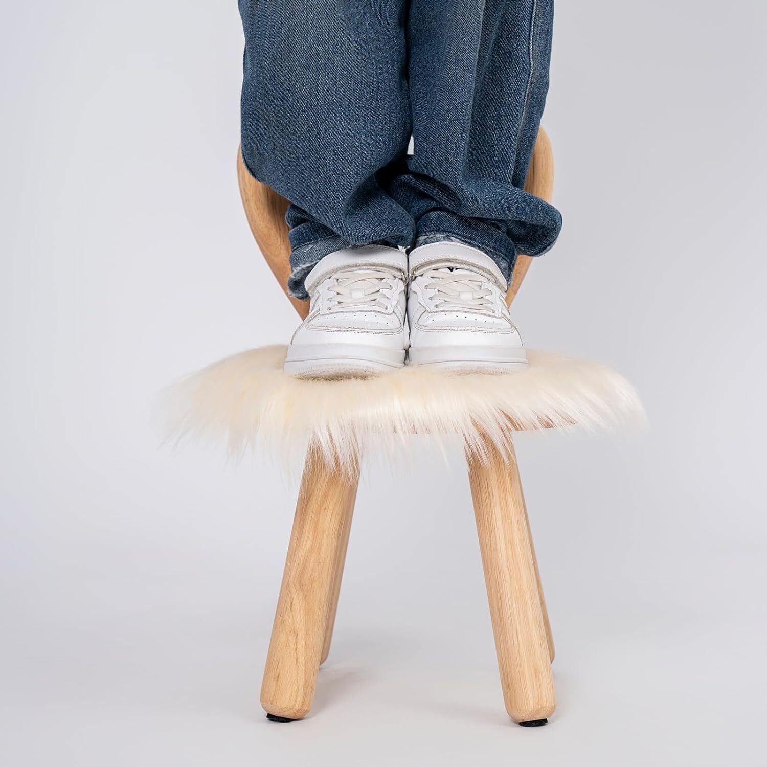 Wooden Toddler Chair Rabbit Stool Suitable for A Variety of Color Rest White