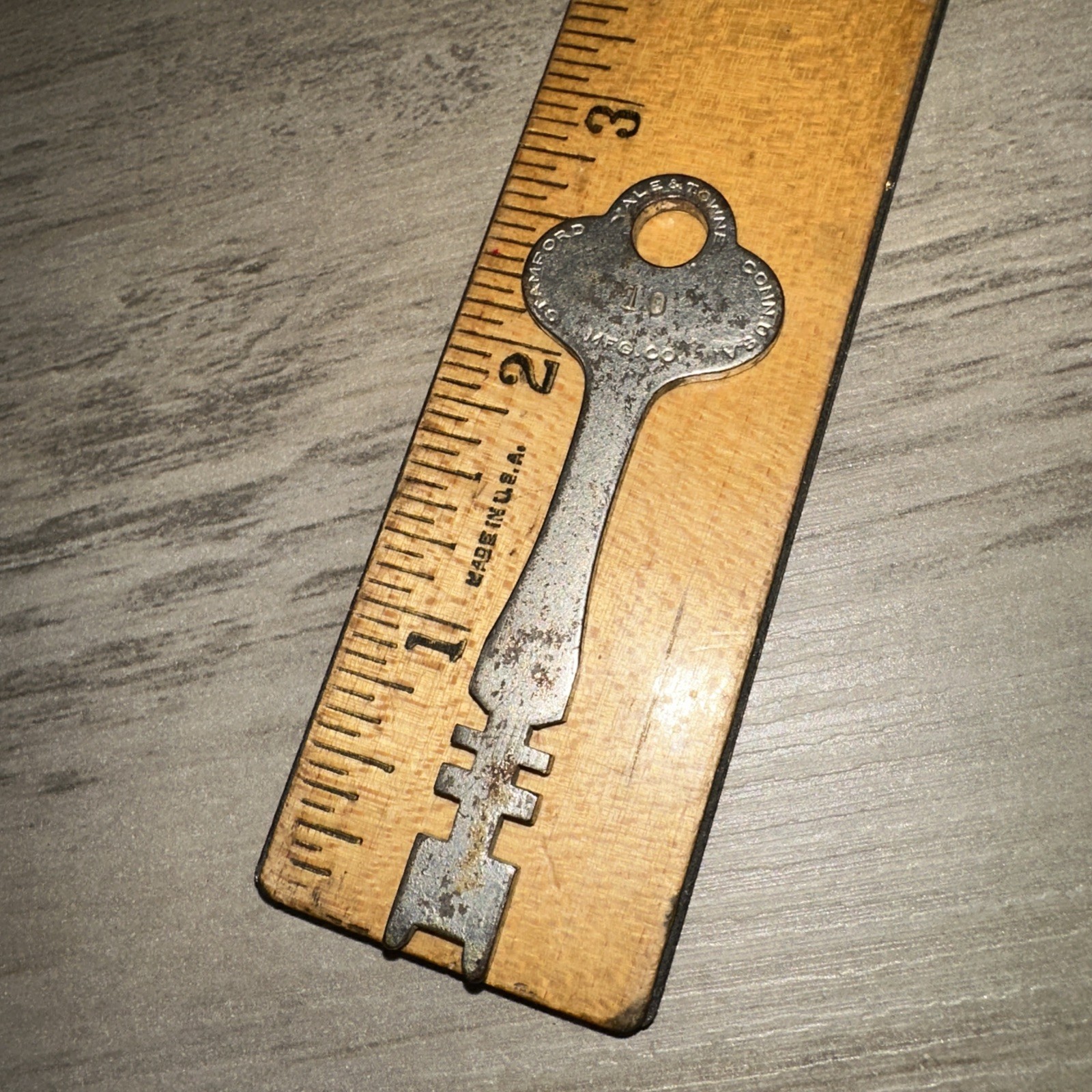 Antique Yale & Towne Flat Skeleton Key #10 Original Key