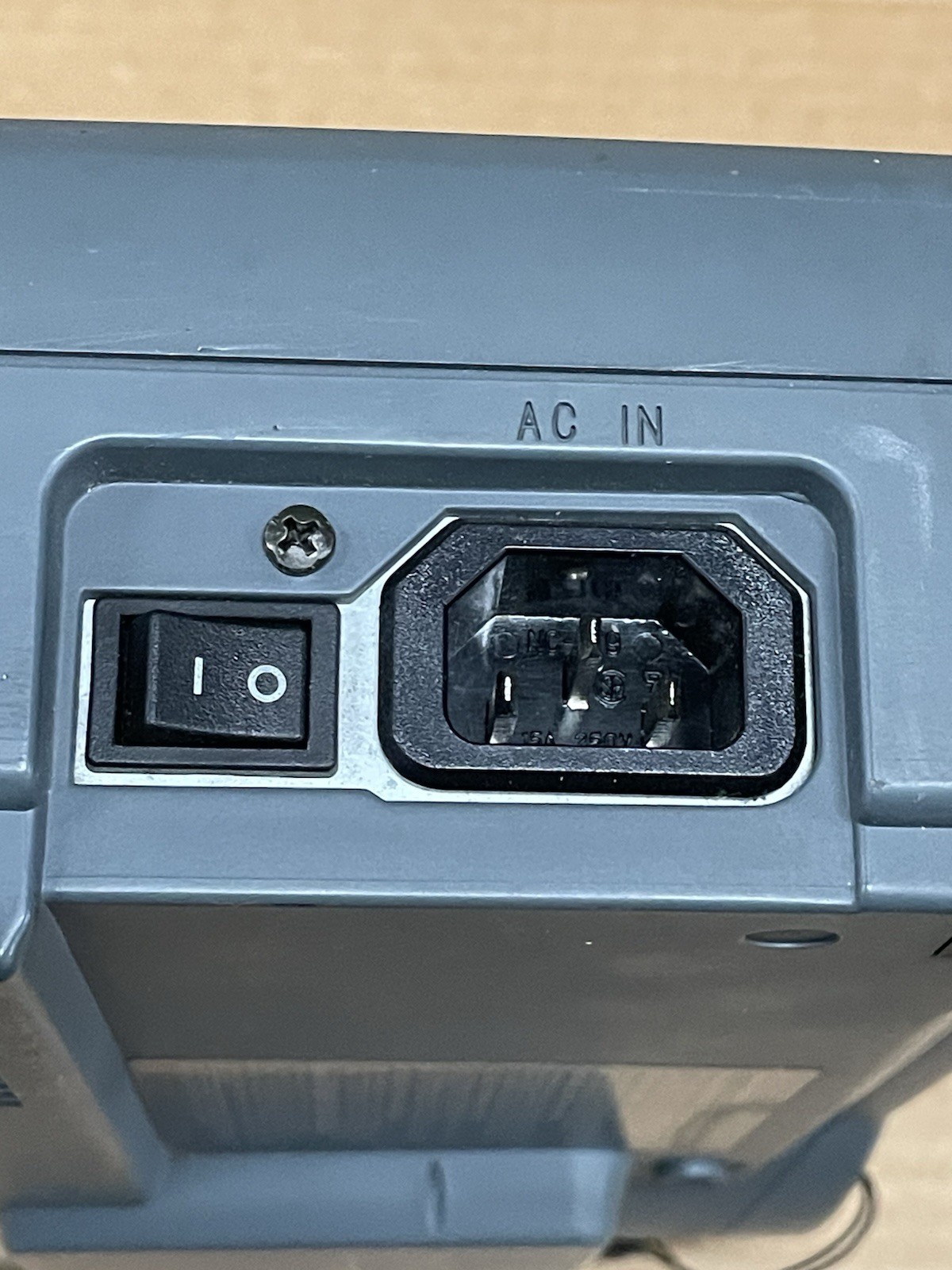 3M MP7650 Projector (Untested) No Cords